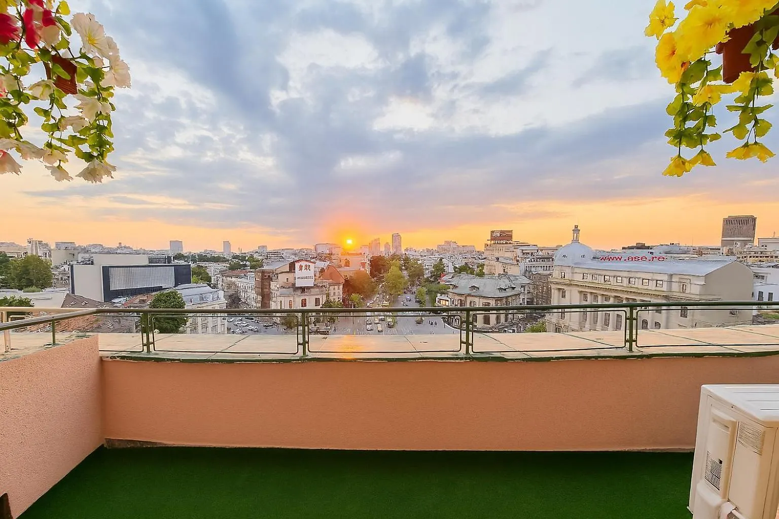 Διαμέρισμα Golden Studio- Panoramic View With Terrace Βουκουρέστι Ρουμανία