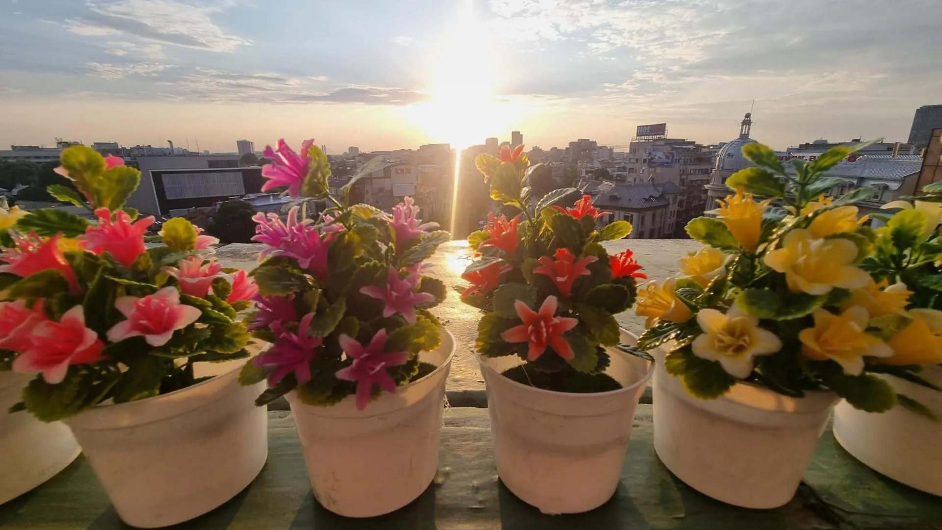 Apartment Golden Studio- Panoramic View With Terrace Bucharest