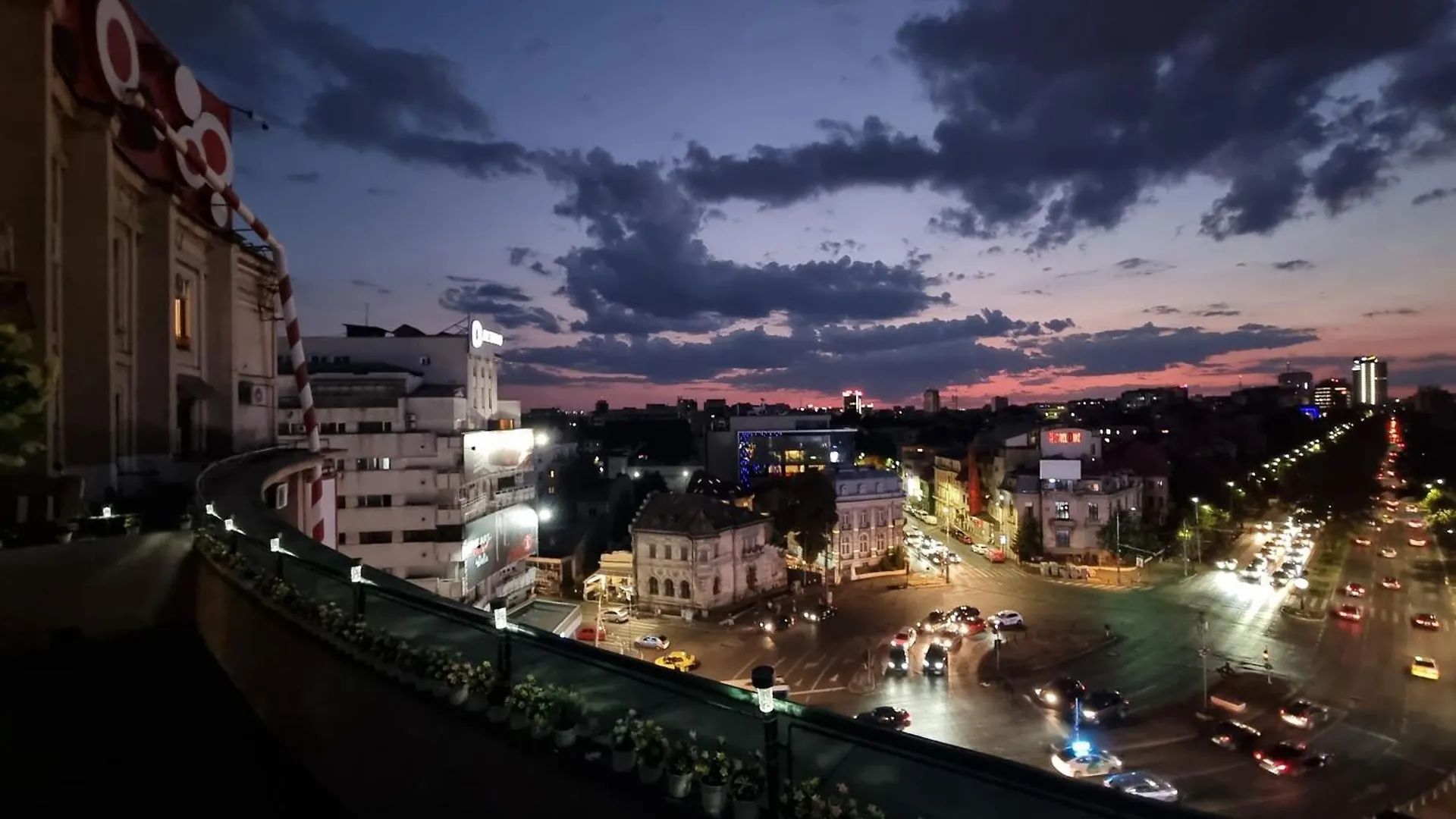 Golden Studio- Panoramic View With Terrace Βουκουρέστι Ρουμανία